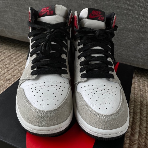Air Jordan 1 Retro High OG GS - Picture 1 of 14